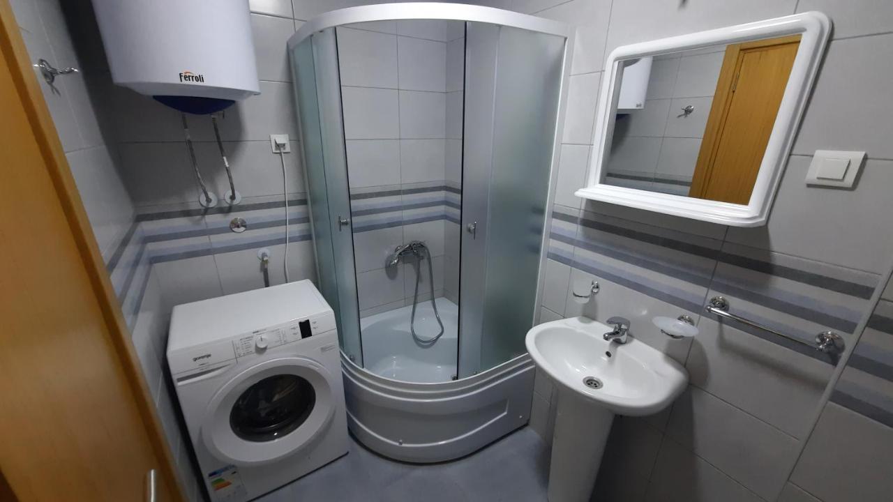 Apartman Seka Apartment พอดโกริกา ภายนอก รูปภาพ